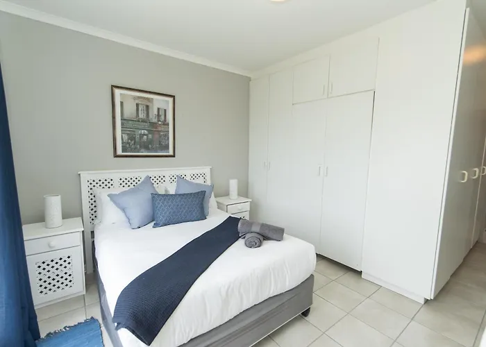 Shells And Bells Beachfront Apartment