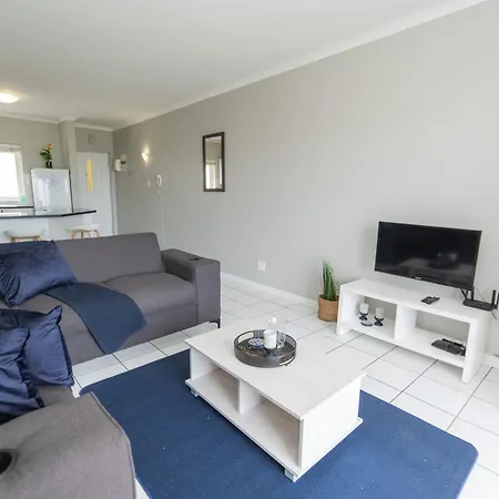 Shells And Bells Beachfront Apartment Port Elizabeth Exterior photo